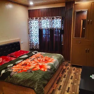 Bed & Breakfast New Mehdudia, Shimla
